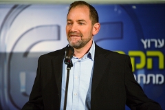 2008-11-24_prezentatzia-tv-66_2103_w_12