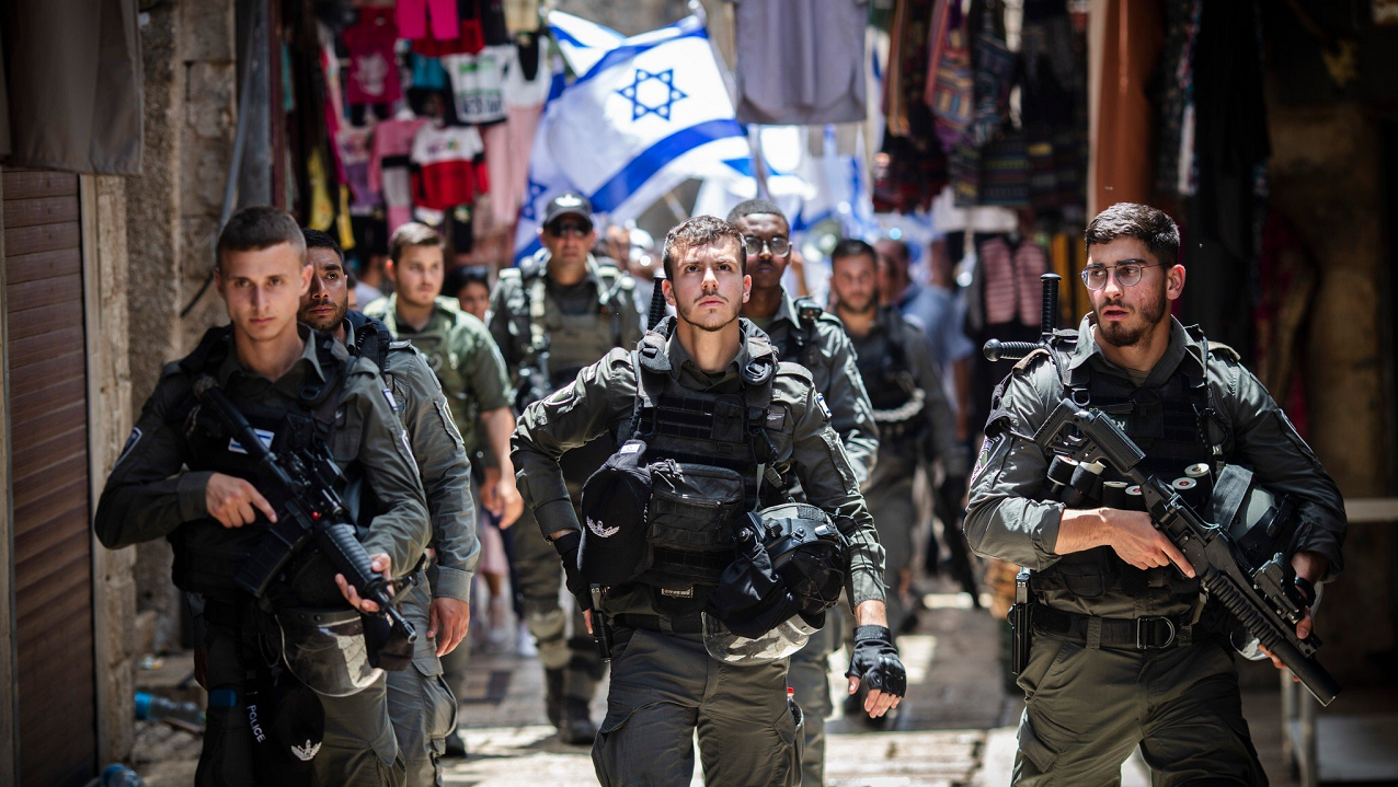 “Waving the Flag of Jewish Unity” (Linkedin) — Laitman.com